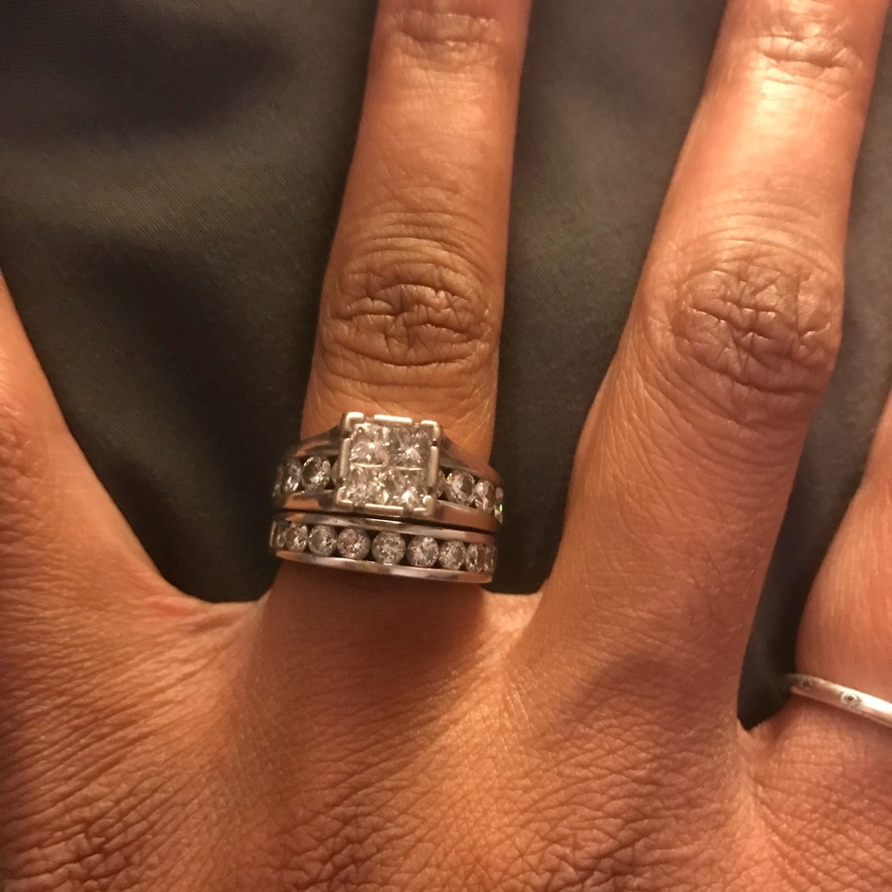 3 karat white gold bridal set